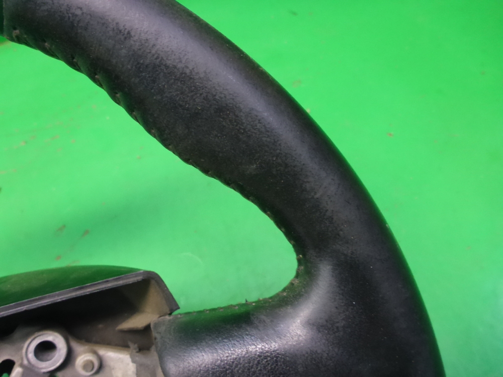 Рулевое колесо (руль)