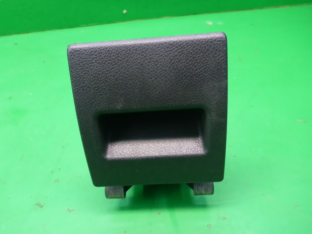 Ящик передней консоли