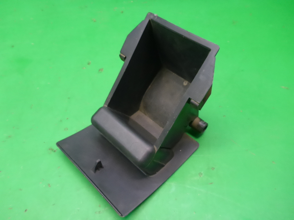 Ящик передней консоли