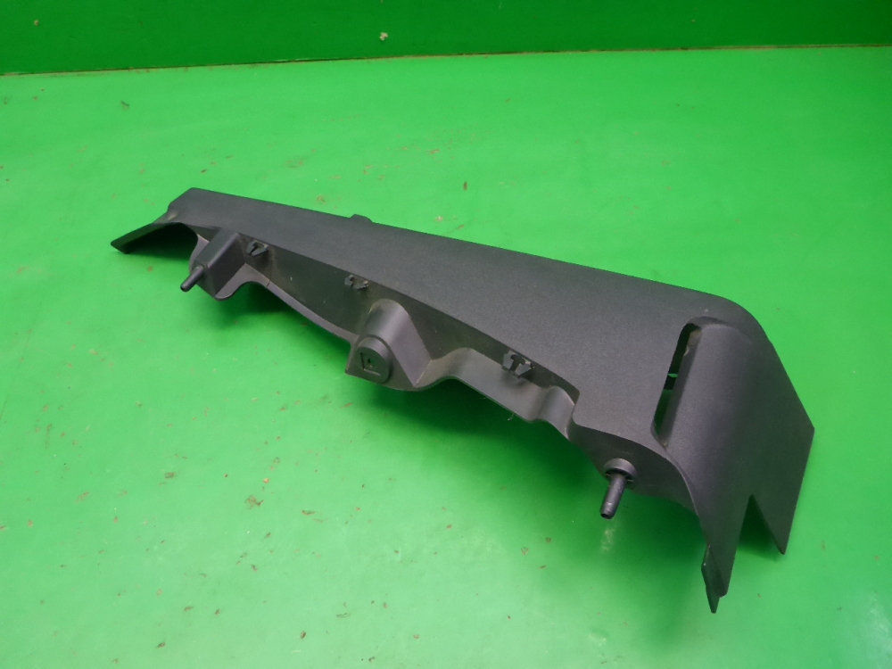 Держатель задней полки