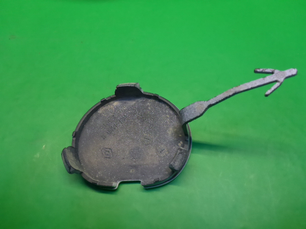 Заглушка бампера