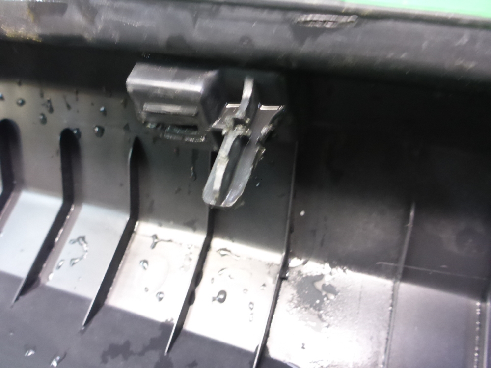 Обшивка багажника