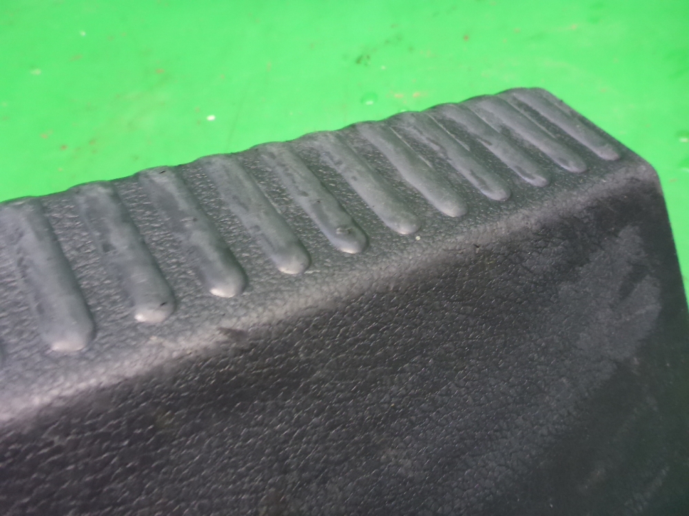 Обшивка багажника