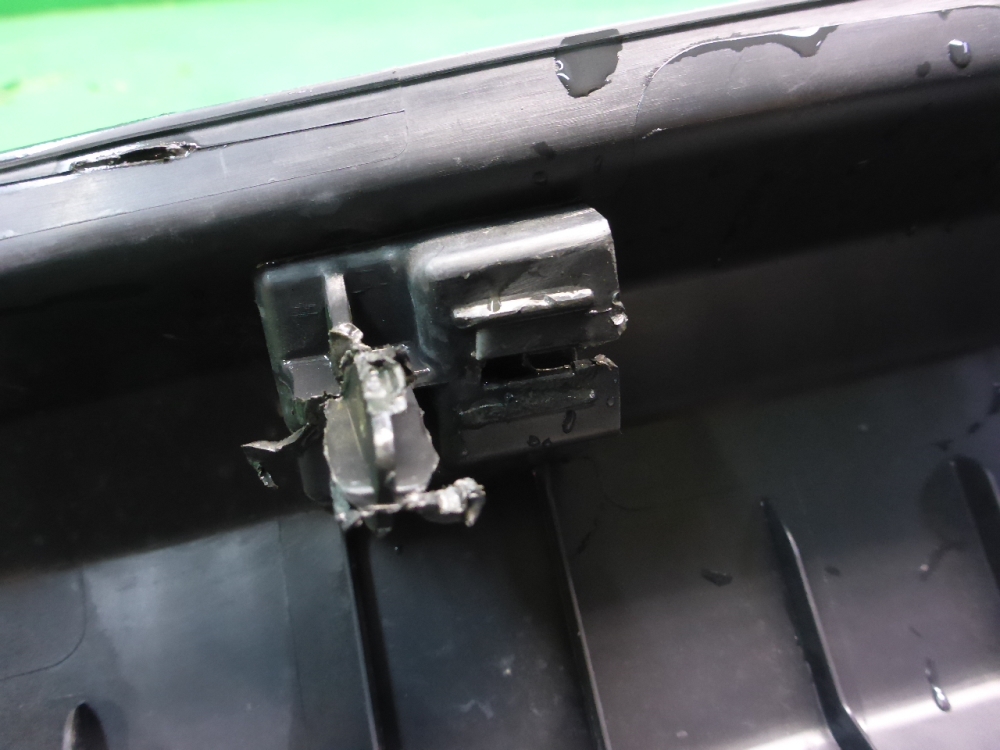 Обшивка багажника