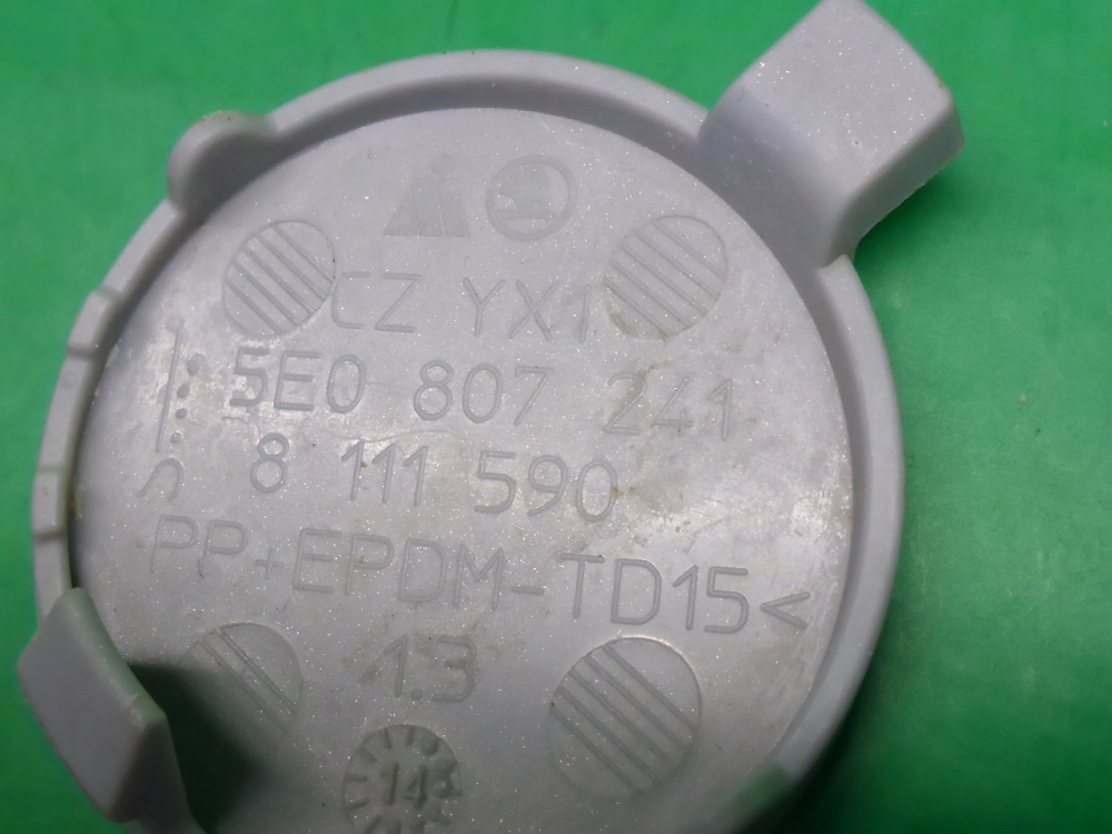 Заглушка бампера