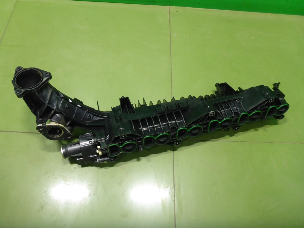 Коллектор впускной