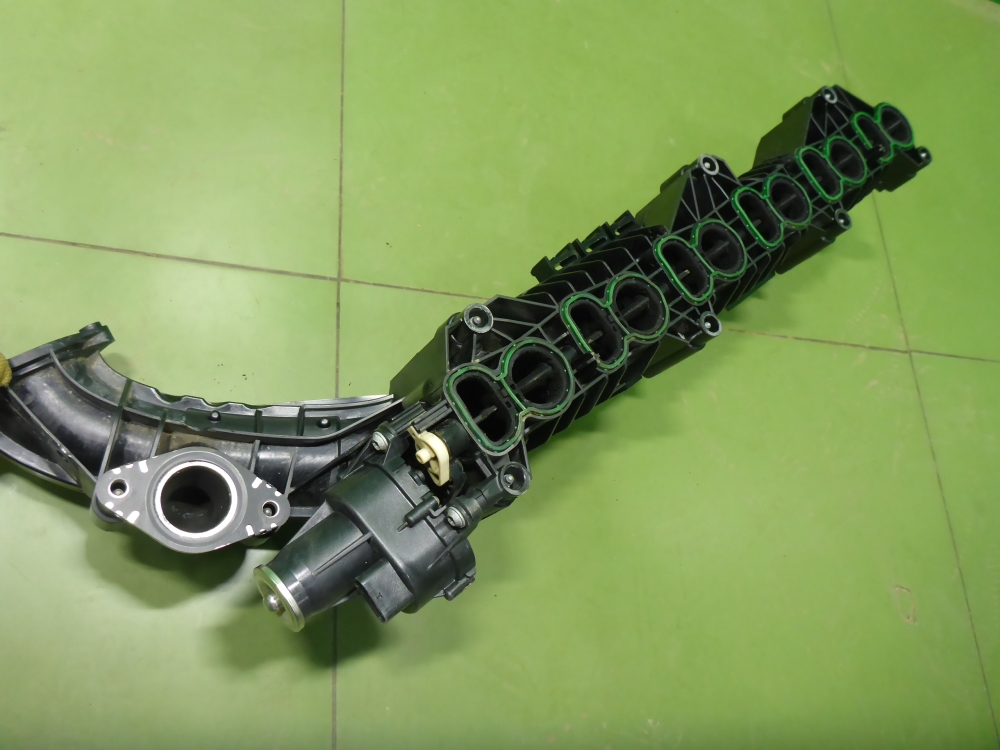 Коллектор впускной