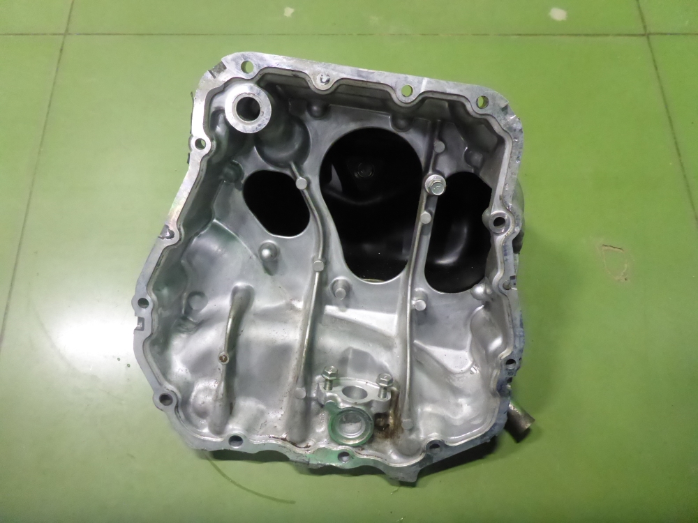 Поддон масляный двигателя (картер)