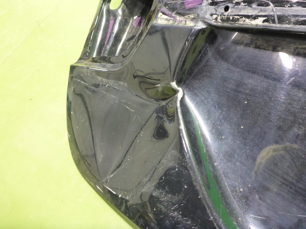 Дверь багажника