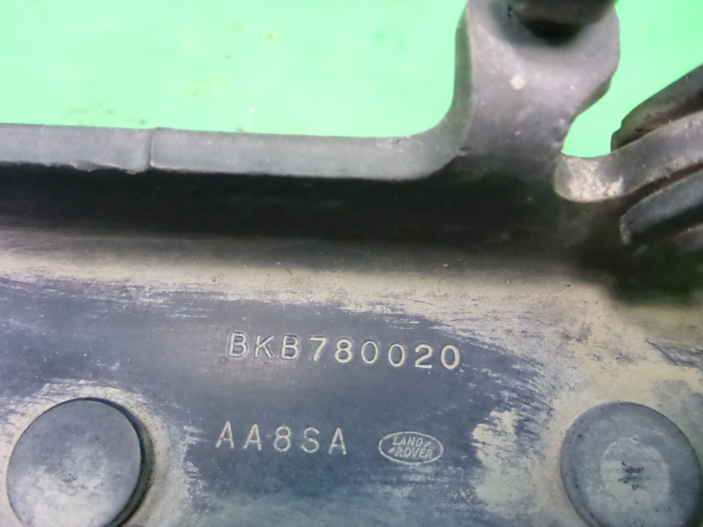 Петля капота правая