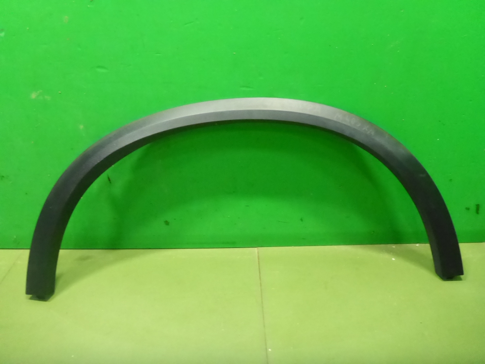 Накладка заднего крыла правого