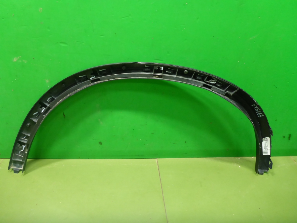 Накладка заднего крыла правого