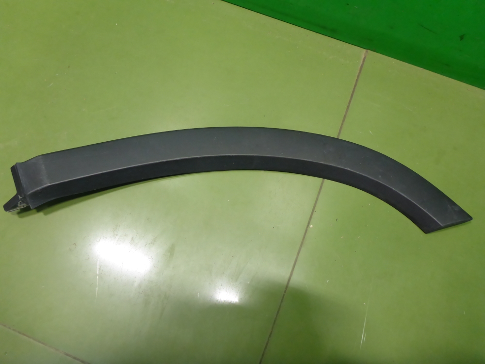 Накладка двери задней левой