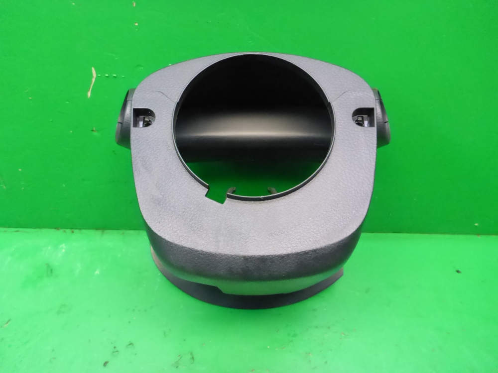 Кожух рулевой колонки