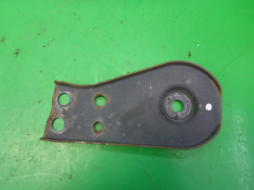 Кронштейн (сопут. товар)