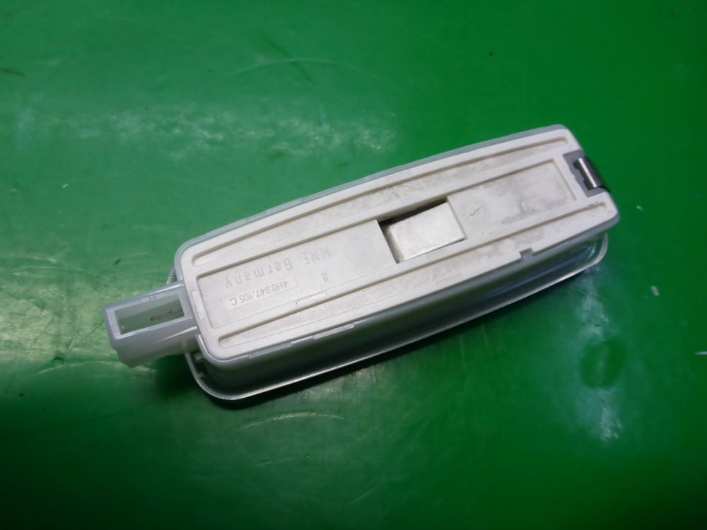 Плафон салонный