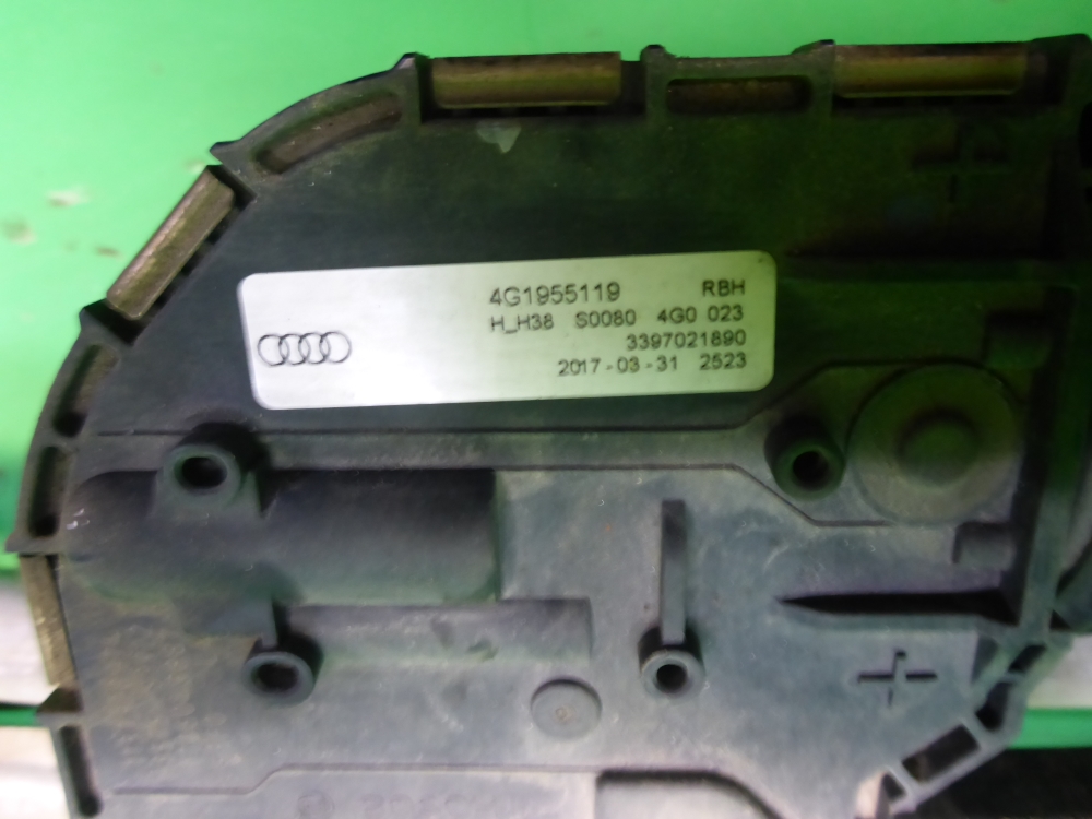 Трапеция стеклоочистителей