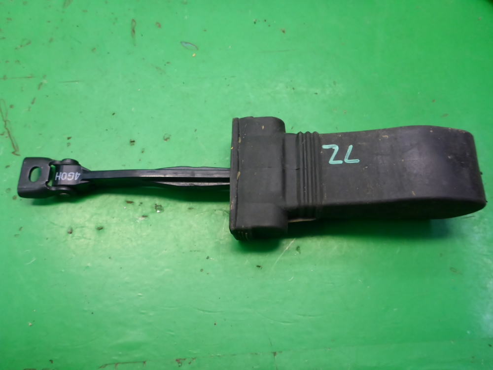 Ограничитель двери