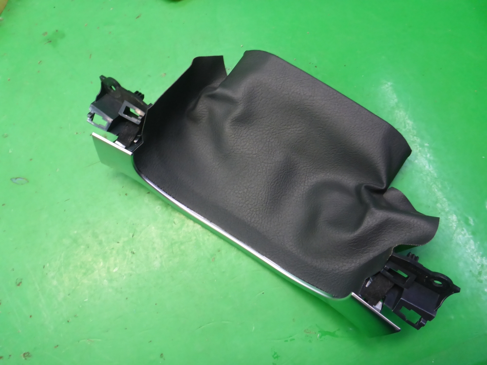 Кожух рулевой колонки