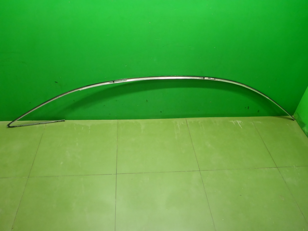 Молдинг крыши левый