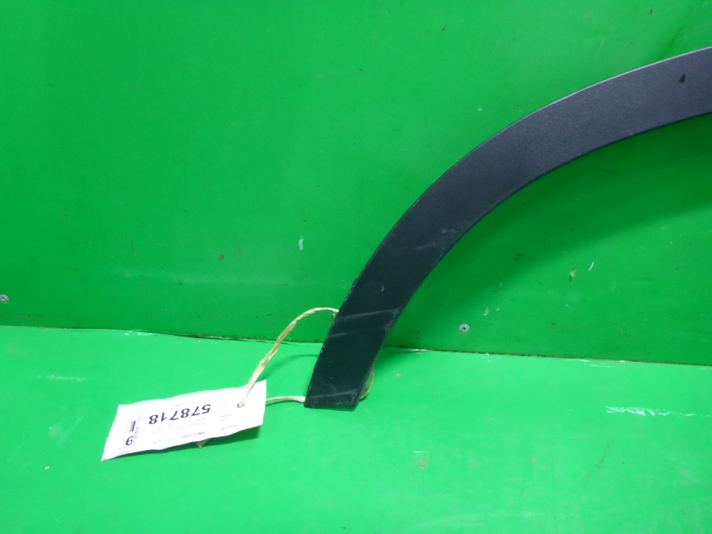 Накладка заднего крыла правого