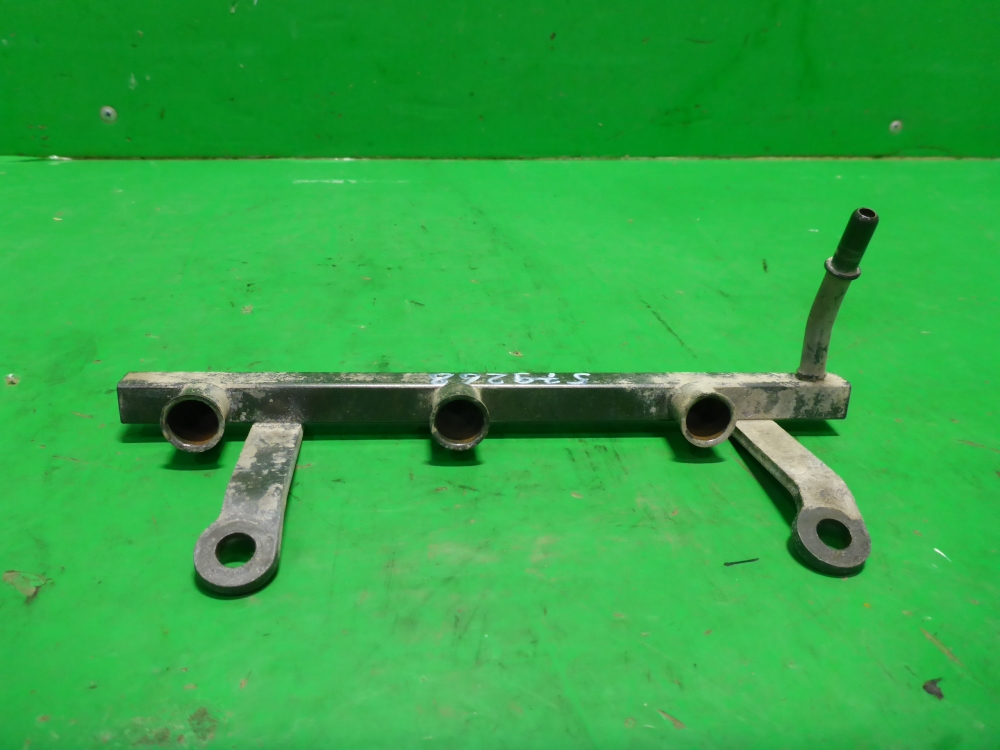 Рейка топливная (рампа)