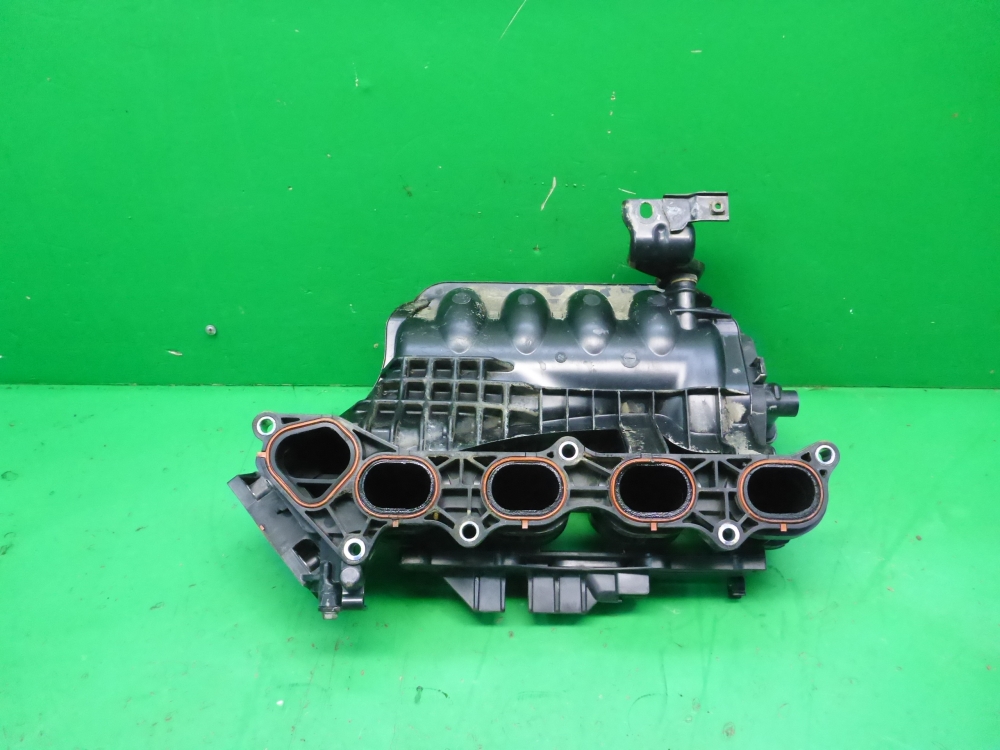 Коллектор впускной