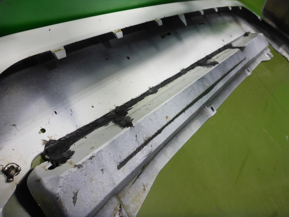 Бампер передний