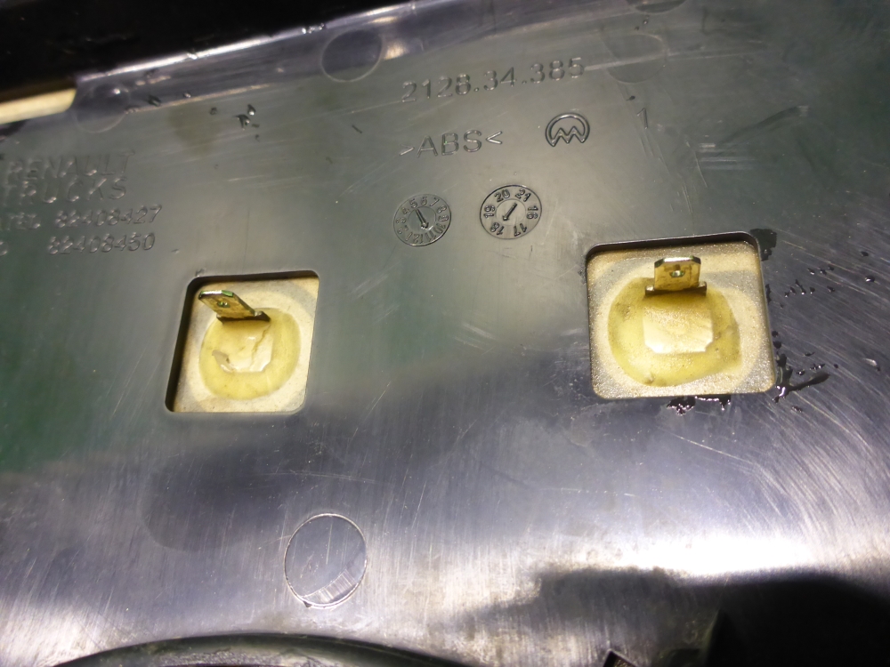 Стекло зеркала электрического левого