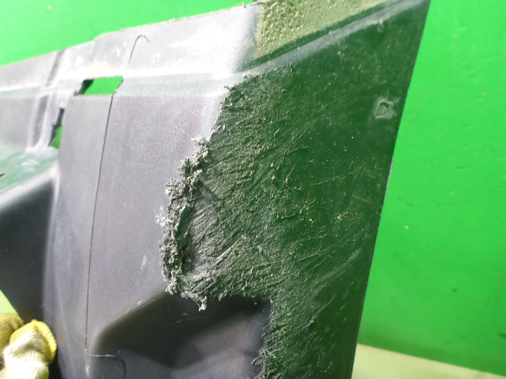 Крыло заднее передняя часть