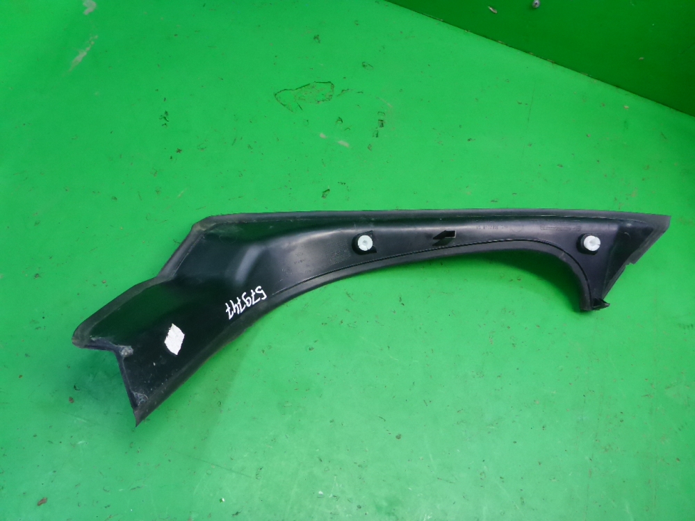 Накладка заднего крыла правого