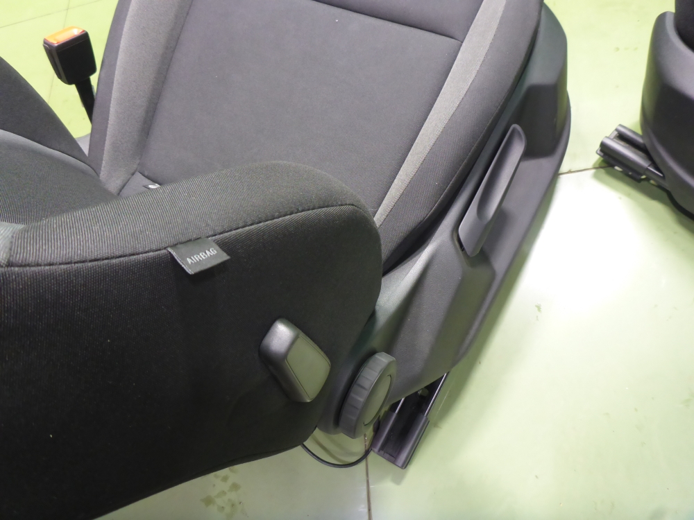 Сиденья комплект