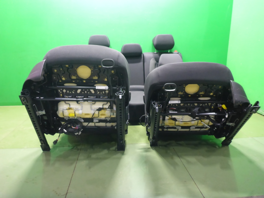 Сиденья комплект