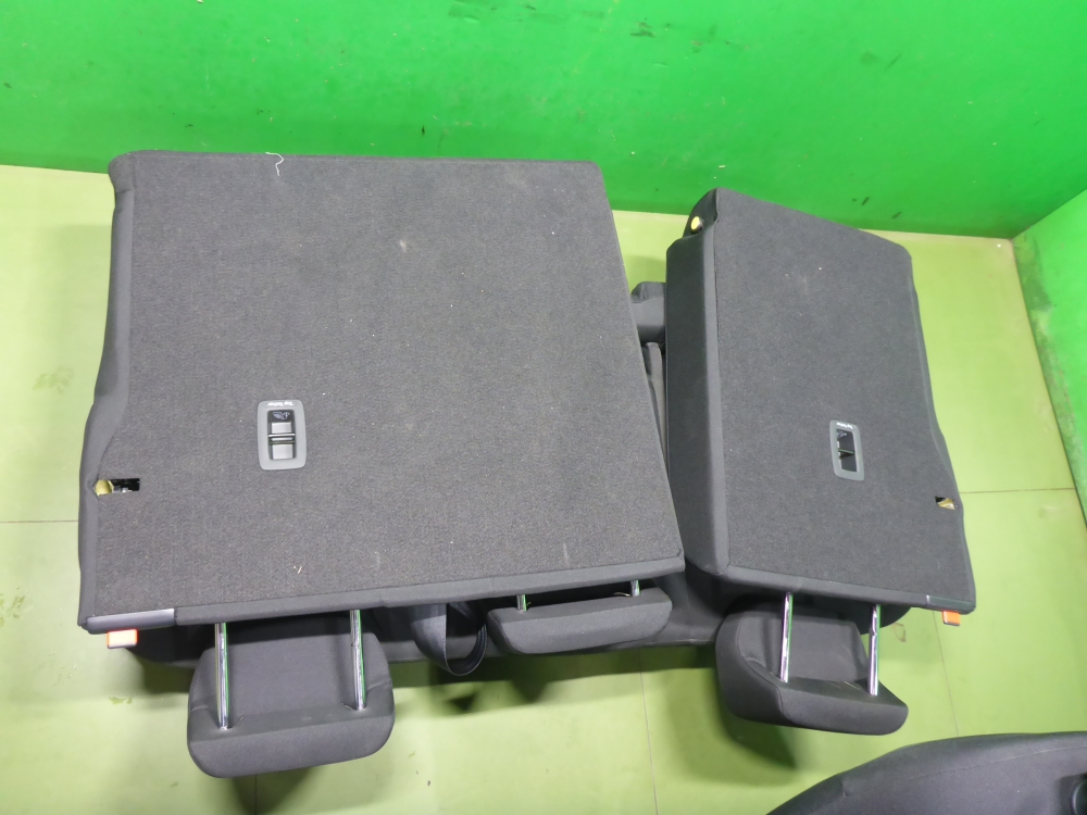 Сиденья комплект