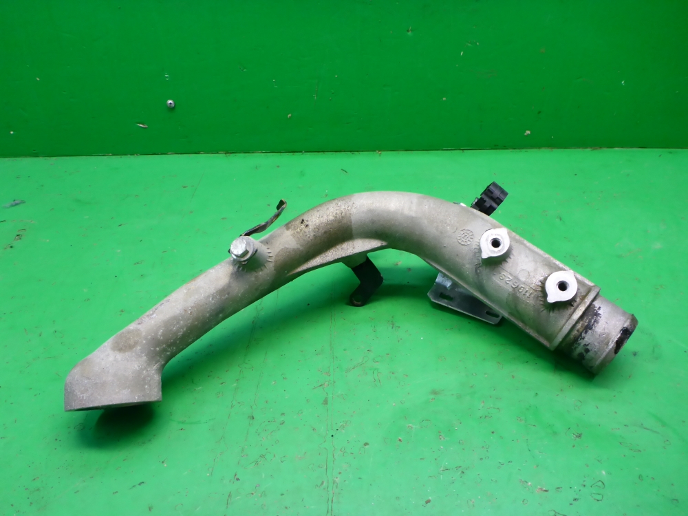 Патрубок интеркулера