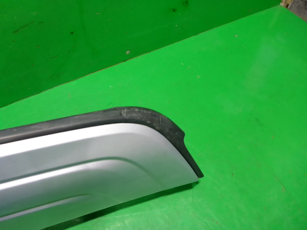 Накладка заднего бампера