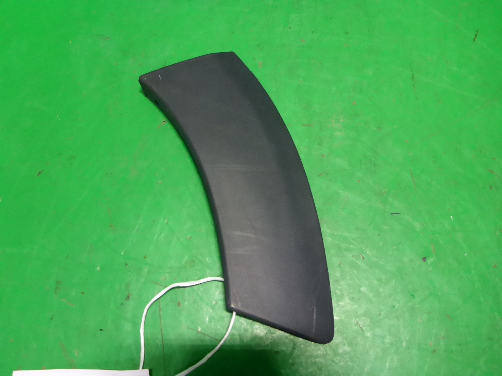 Накладка заднего бампера левая