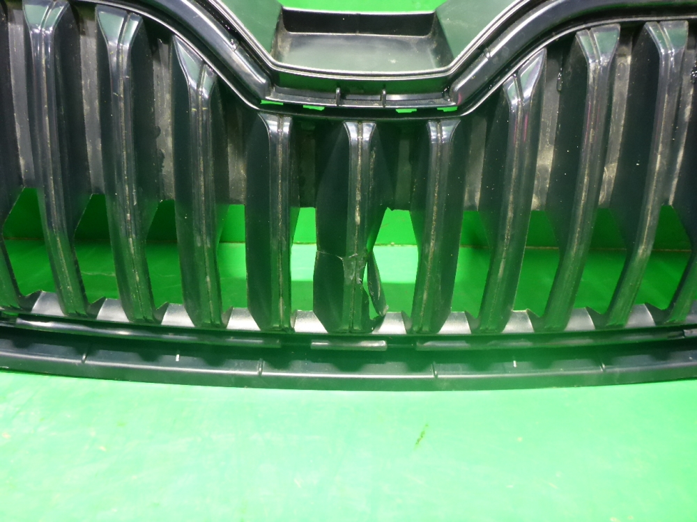 Решетка радиатора