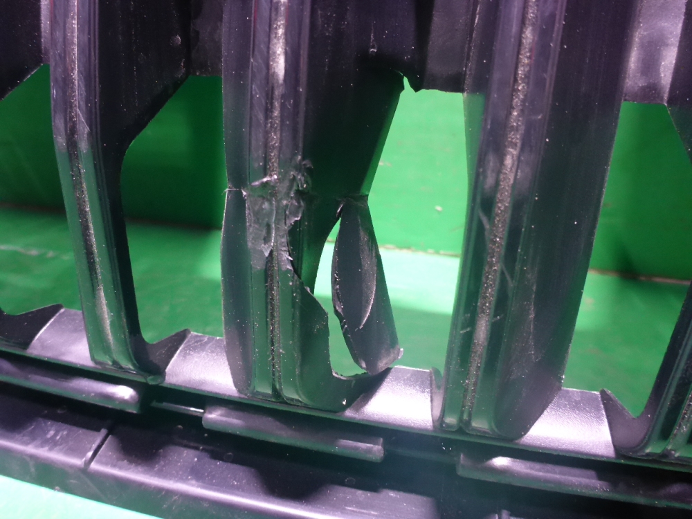 Решетка радиатора