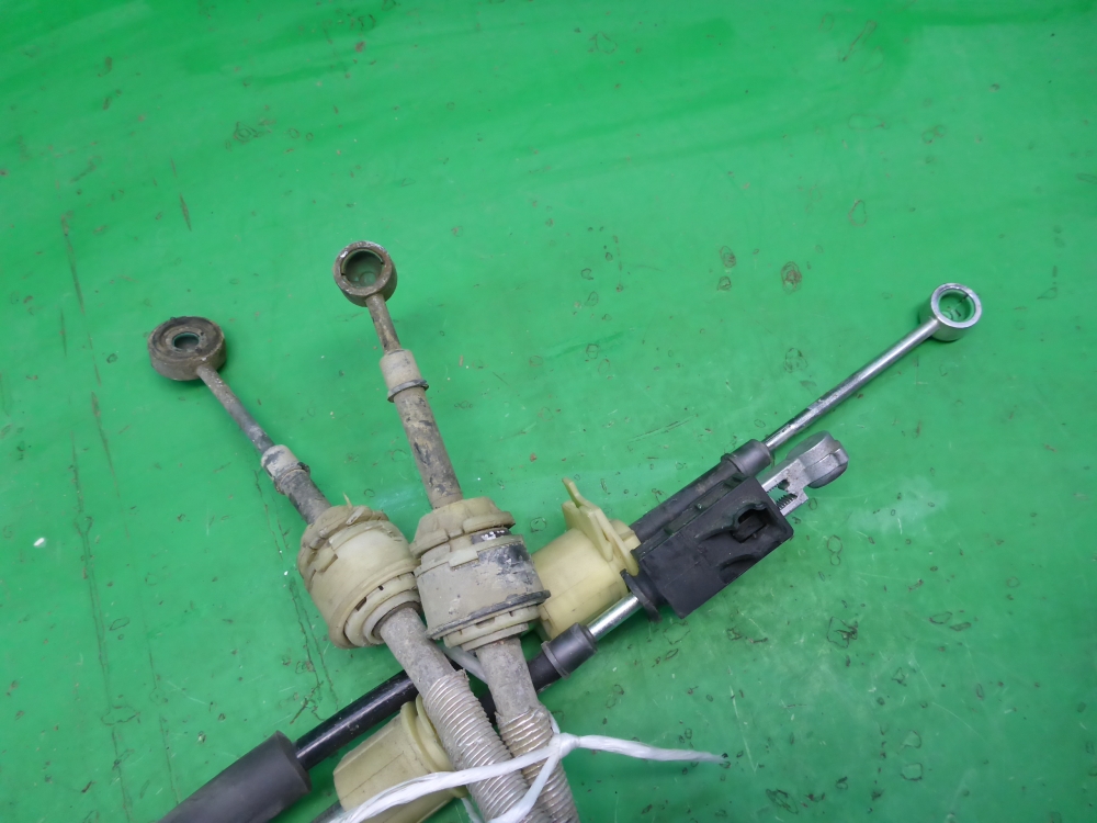 Трос КПП (выбора/переключения передач)