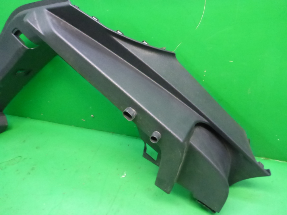 Держатель задней полки