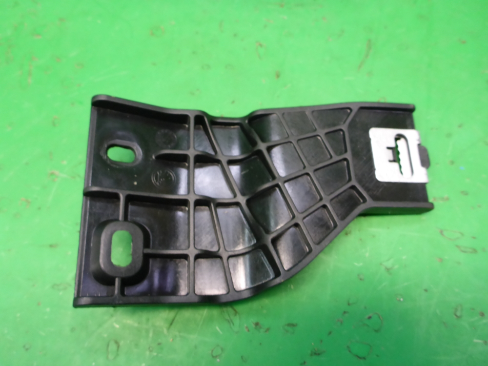 Кронштейн (сопут. товар)