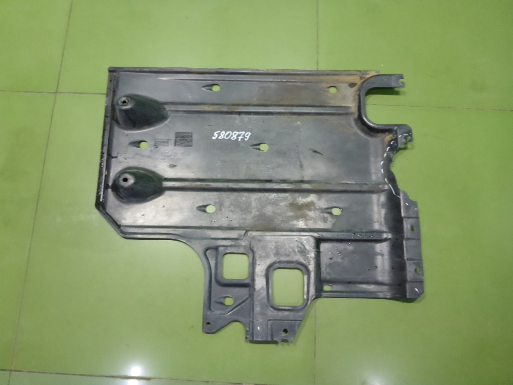 Защита антигравийная правая