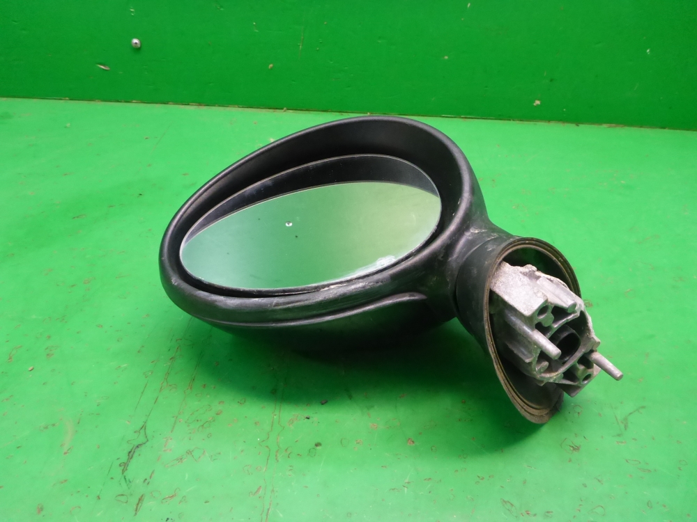 Зеркало левое электрическое