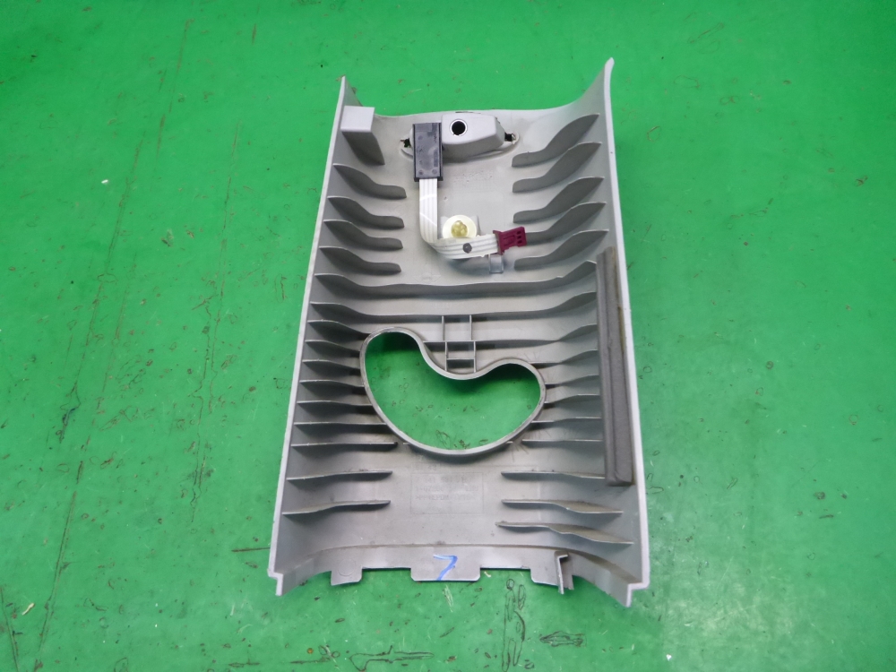 Обшивка стойки