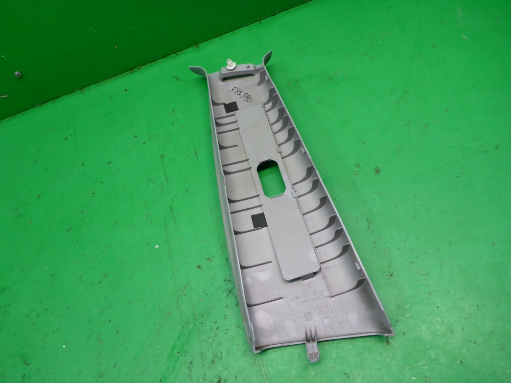 Обшивка стойки