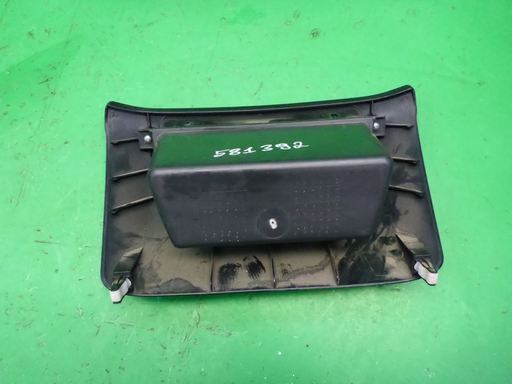 Ящик передней консоли