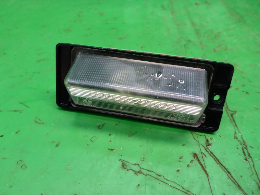 Фонарь подсветки номера