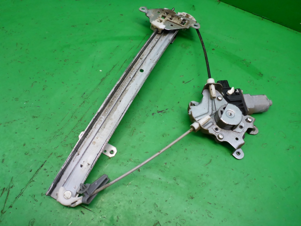 Стеклоподъемник электр. задний левый