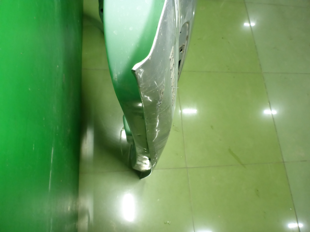 Дверь багажника